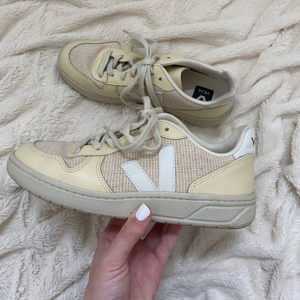 VEJA V-10 Mesh Jute/White sneaker